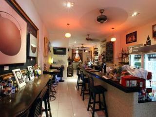 Bodega Phuket Patong (Adults Only)旅舍 外观 照片